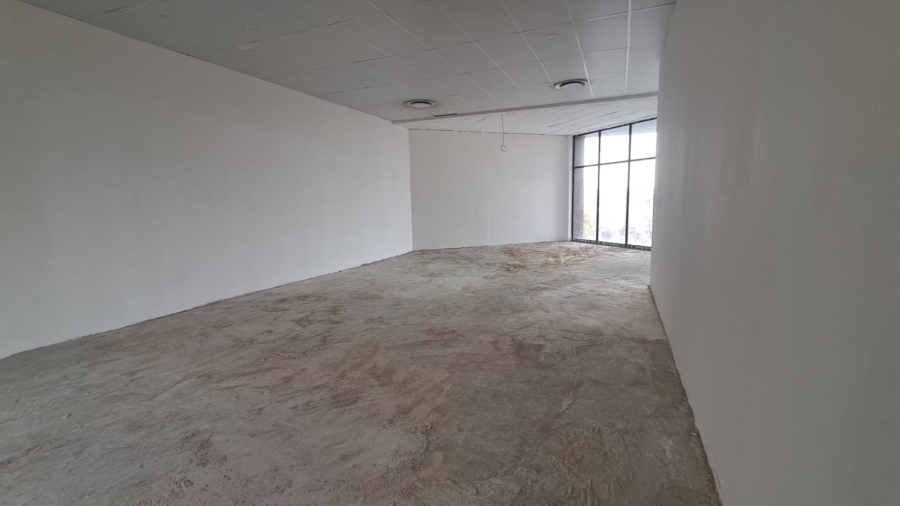 To Let Commercial Property for Rent in Zwartkop Gauteng
