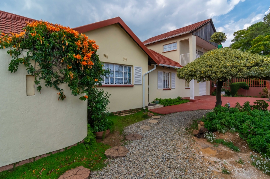3 Bedroom Property for Sale in Fleurhof Gauteng