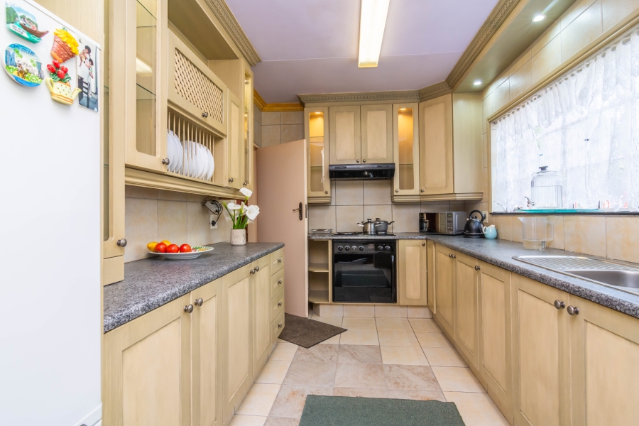 3 Bedroom Property for Sale in Fleurhof Gauteng