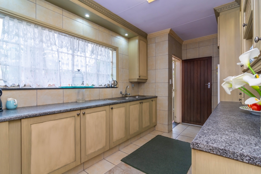 3 Bedroom Property for Sale in Fleurhof Gauteng