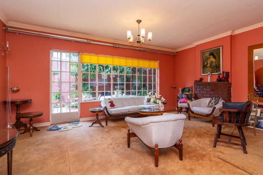 3 Bedroom Property for Sale in Fleurhof Gauteng