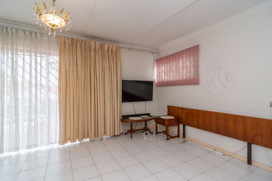 3 Bedroom Property for Sale in Fleurhof Gauteng