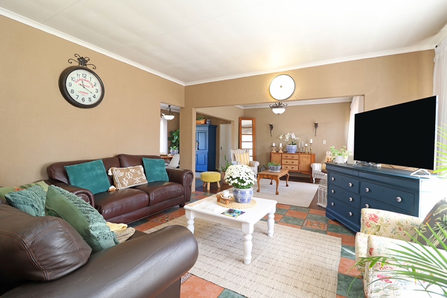 3 Bedroom Property for Sale in Helikonpark Gauteng