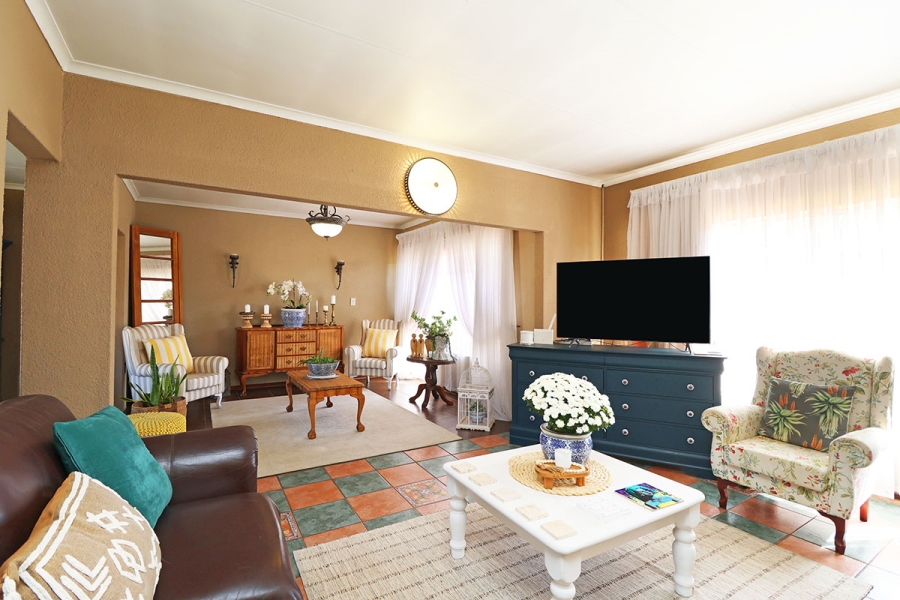 3 Bedroom Property for Sale in Helikonpark Gauteng