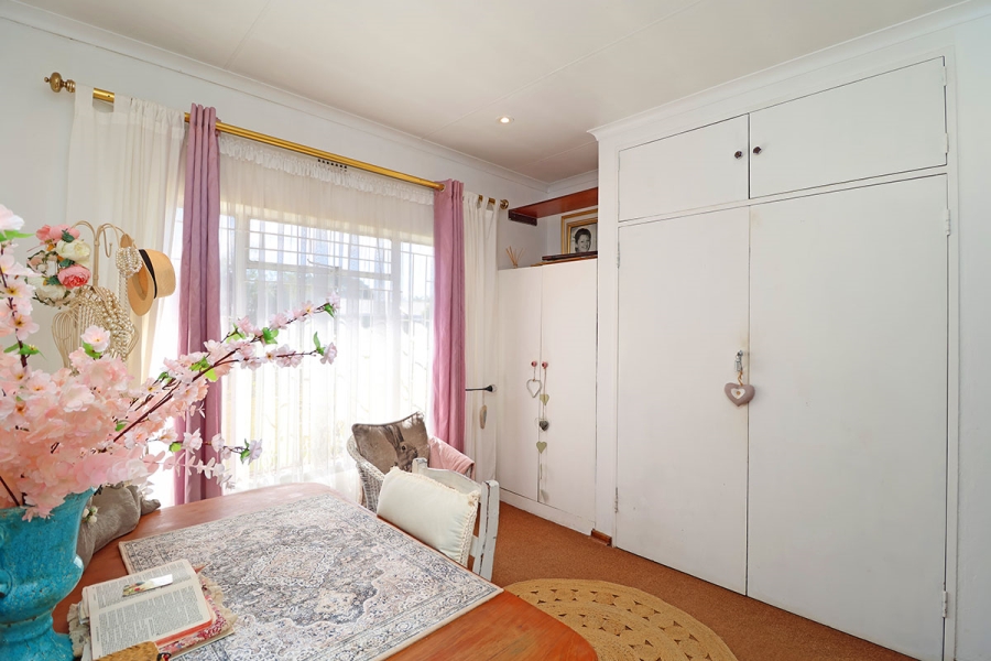 3 Bedroom Property for Sale in Helikonpark Gauteng