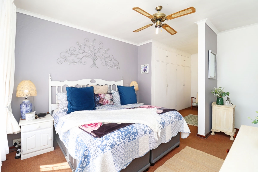 3 Bedroom Property for Sale in Helikonpark Gauteng