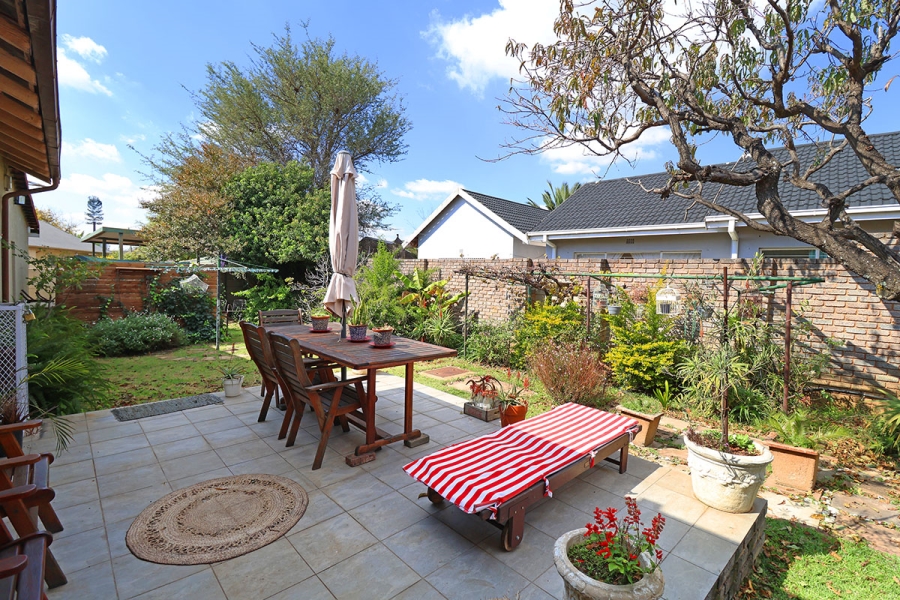 3 Bedroom Property for Sale in Helikonpark Gauteng