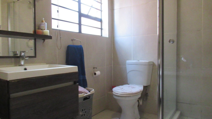 3 Bedroom Property for Sale in Olivedale Gauteng