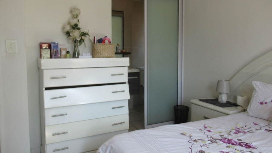 3 Bedroom Property for Sale in Olivedale Gauteng