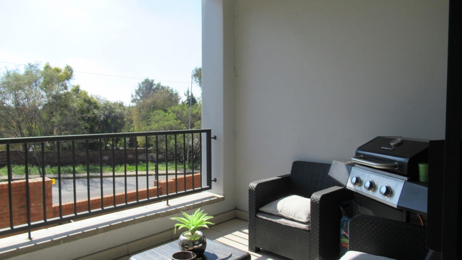 3 Bedroom Property for Sale in Olivedale Gauteng