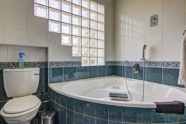3 Bedroom Property for Sale in South Kensington Gauteng