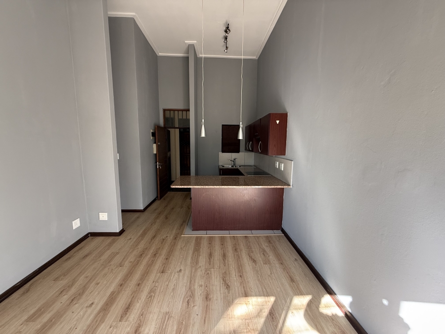 1 Bedroom Property for Sale in Jackal Creek Golf Estate Gauteng