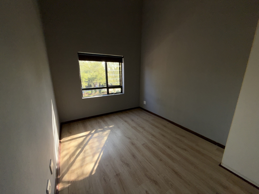 1 Bedroom Property for Sale in Jackal Creek Golf Estate Gauteng