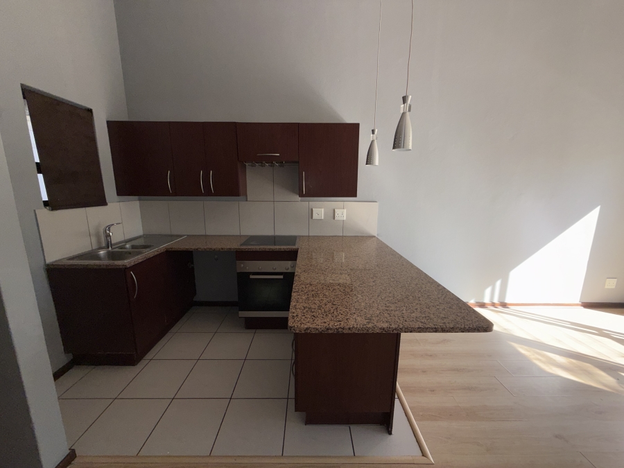 1 Bedroom Property for Sale in Jackal Creek Golf Estate Gauteng