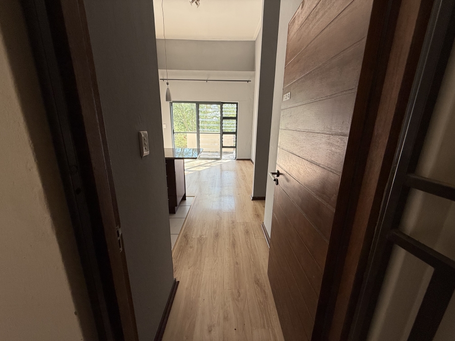 1 Bedroom Property for Sale in Jackal Creek Golf Estate Gauteng