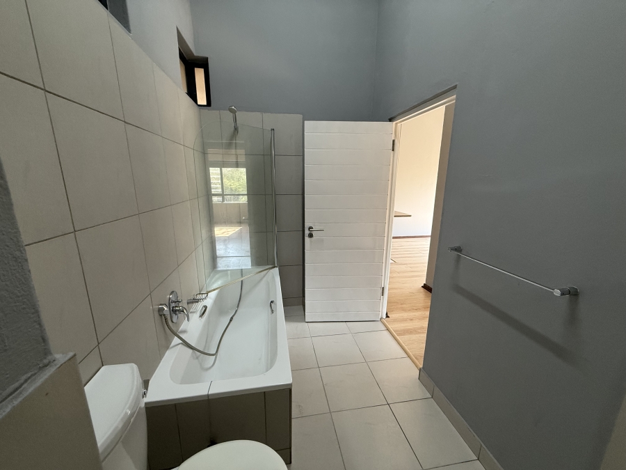 1 Bedroom Property for Sale in Jackal Creek Golf Estate Gauteng