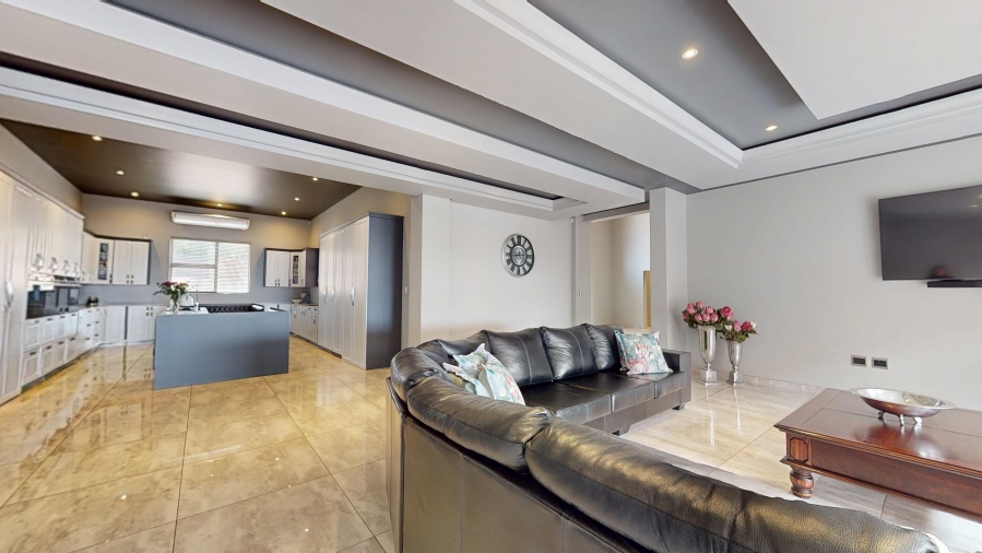 11 Bedroom Property for Sale in Rynfield Gauteng