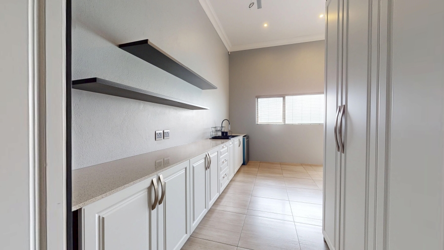 11 Bedroom Property for Sale in Rynfield Gauteng