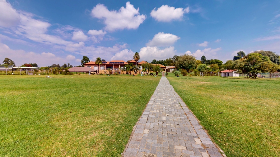 11 Bedroom Property for Sale in Rynfield Gauteng