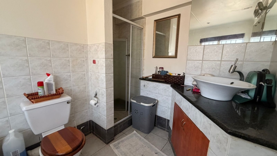 3 Bedroom Property for Sale in Douglasdale Gauteng