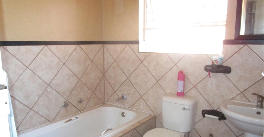 3 Bedroom Property for Sale in Sunward Park Gauteng