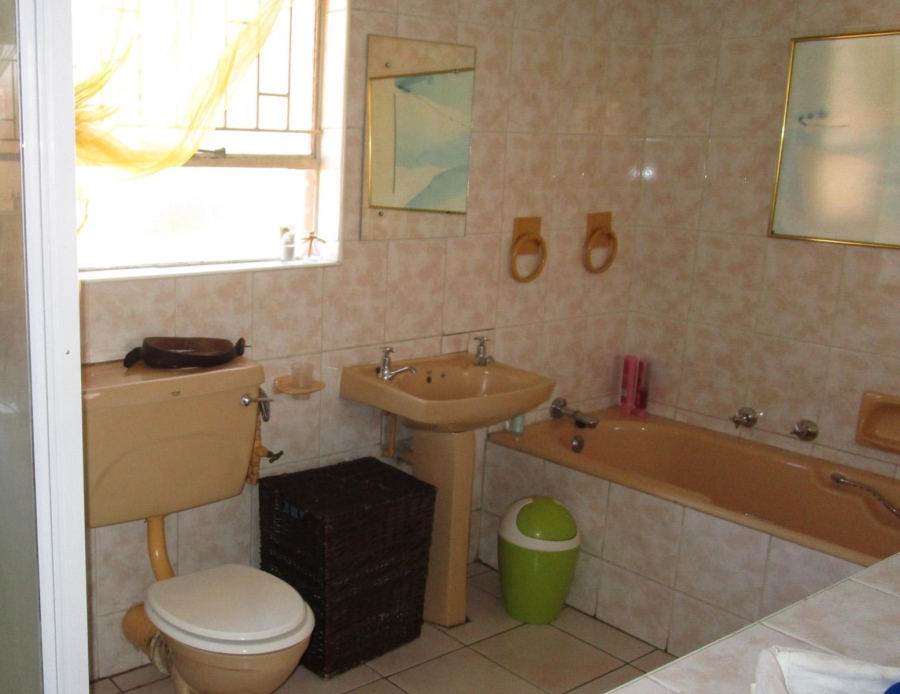 3 Bedroom Property for Sale in Sunward Park Gauteng