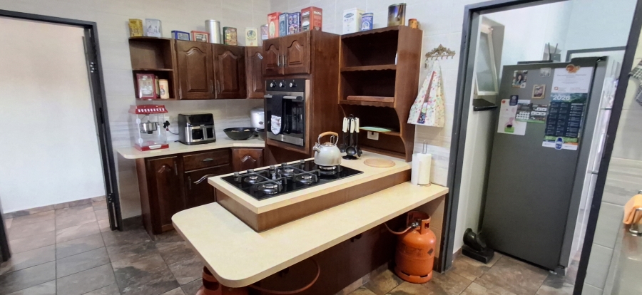 6 Bedroom Property for Sale in Pretoria Gardens Gauteng