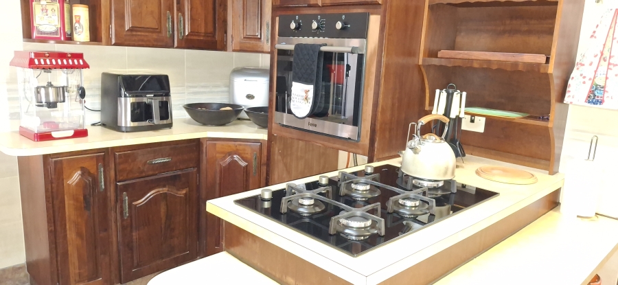 6 Bedroom Property for Sale in Pretoria Gardens Gauteng