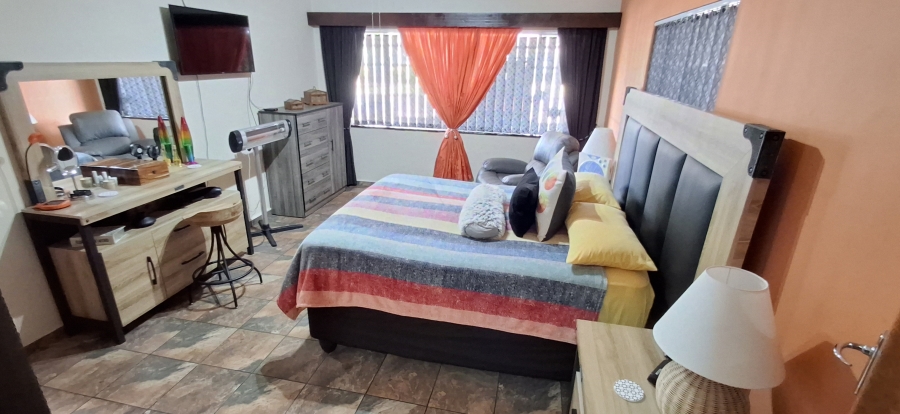 6 Bedroom Property for Sale in Pretoria Gardens Gauteng