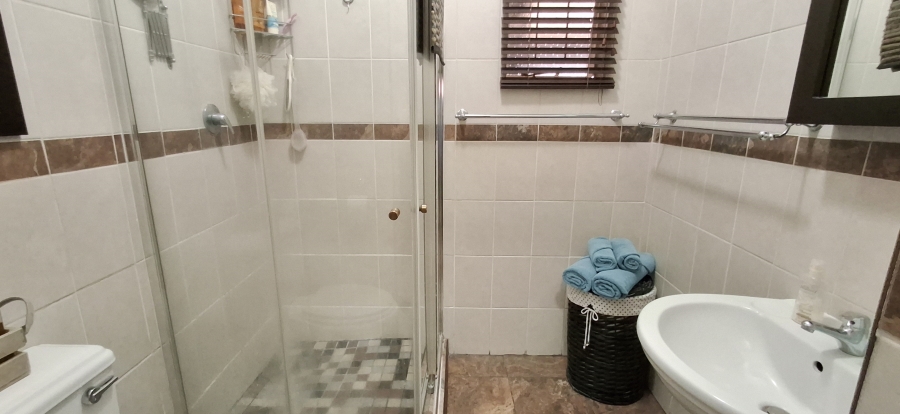 6 Bedroom Property for Sale in Pretoria Gardens Gauteng