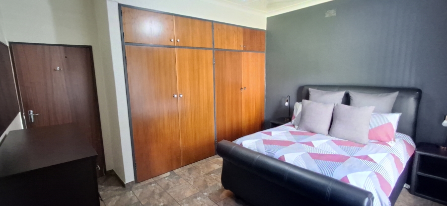 6 Bedroom Property for Sale in Pretoria Gardens Gauteng