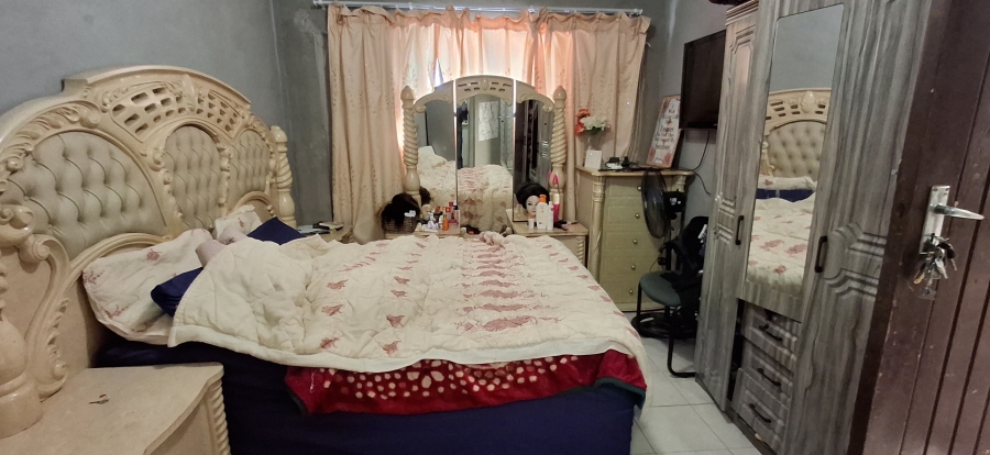 6 Bedroom Property for Sale in The Orchards Gauteng