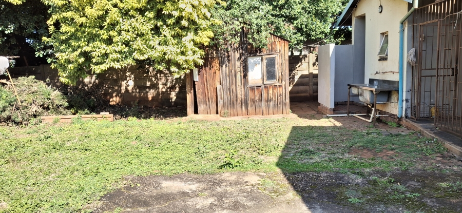 6 Bedroom Property for Sale in The Orchards Gauteng