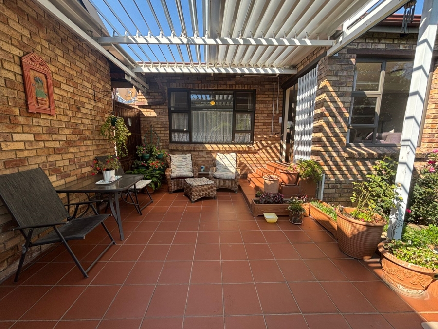 2 Bedroom Property for Sale in Croydon Gauteng