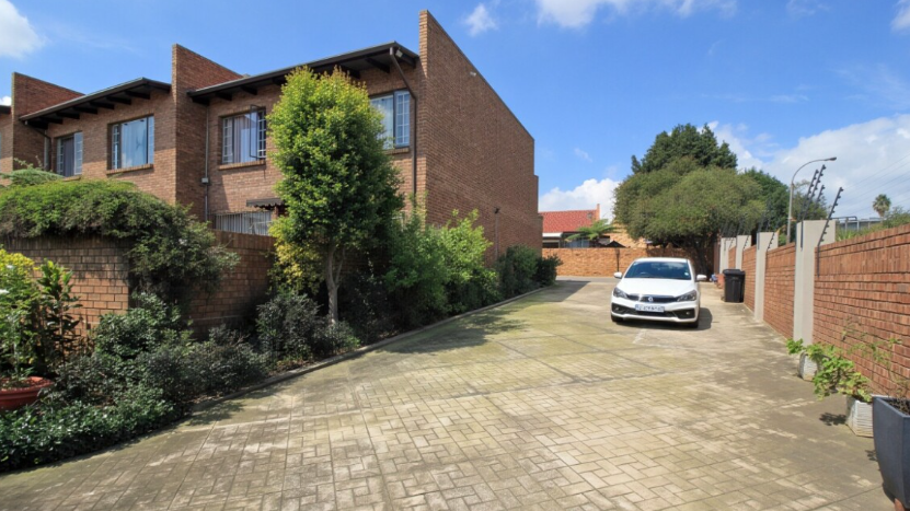 2 Bedroom Property for Sale in Croydon Gauteng