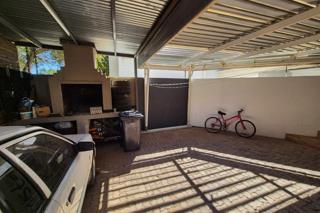 3 Bedroom Property for Sale in Magalieskruin Gauteng