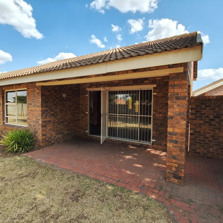 To Let 3 Bedroom Property for Rent in Waldrift Gauteng