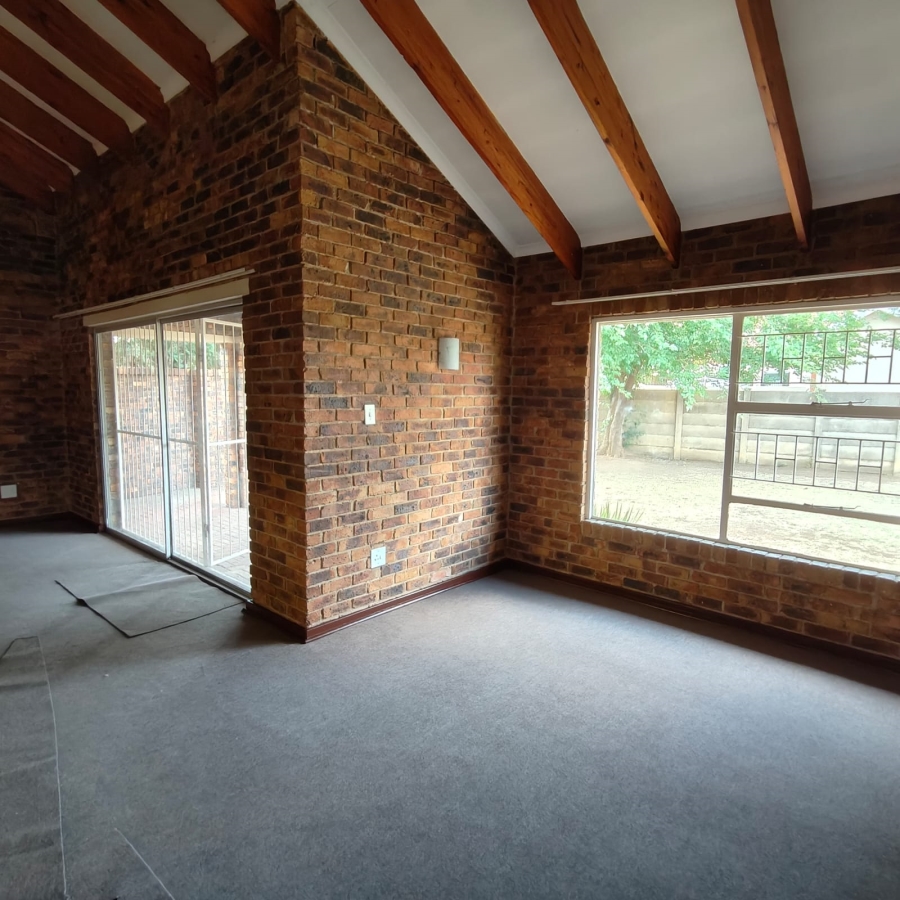 To Let 3 Bedroom Property for Rent in Waldrift Gauteng
