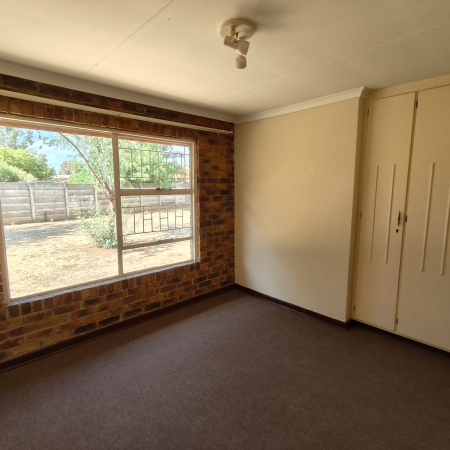To Let 3 Bedroom Property for Rent in Waldrift Gauteng