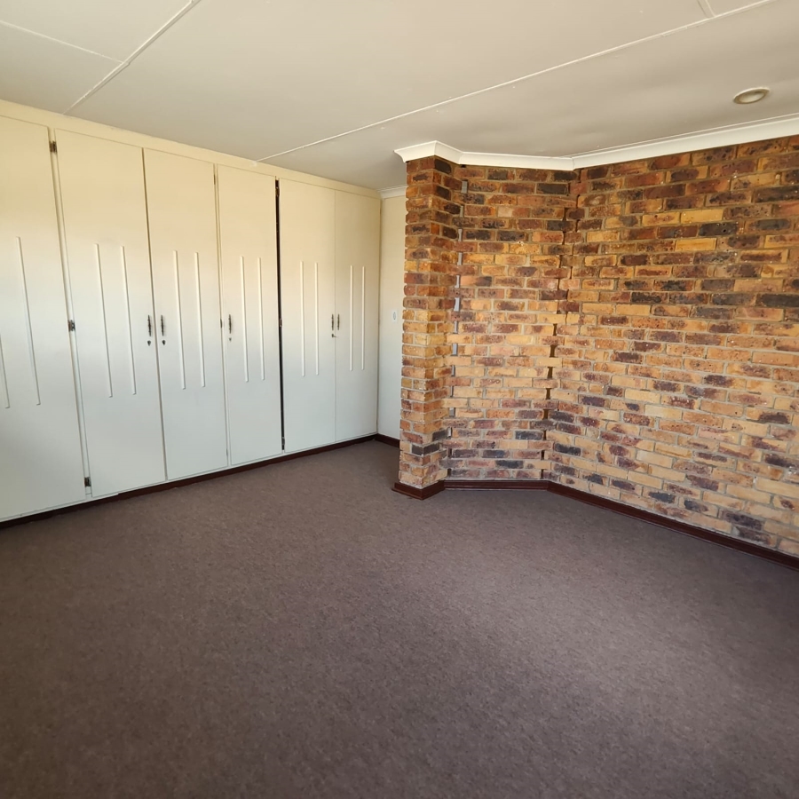 To Let 3 Bedroom Property for Rent in Waldrift Gauteng
