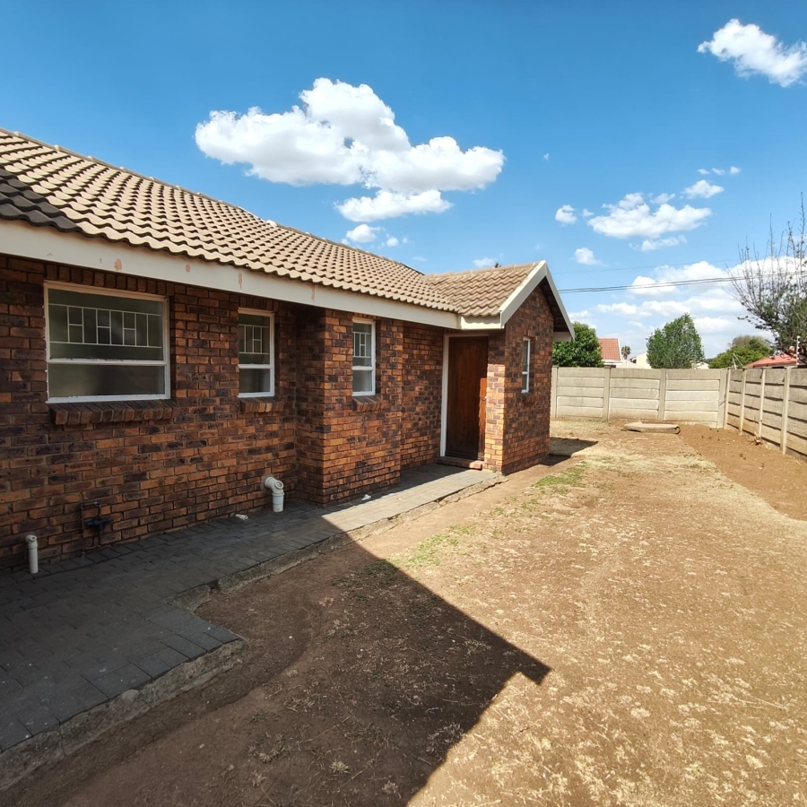 To Let 3 Bedroom Property for Rent in Waldrift Gauteng