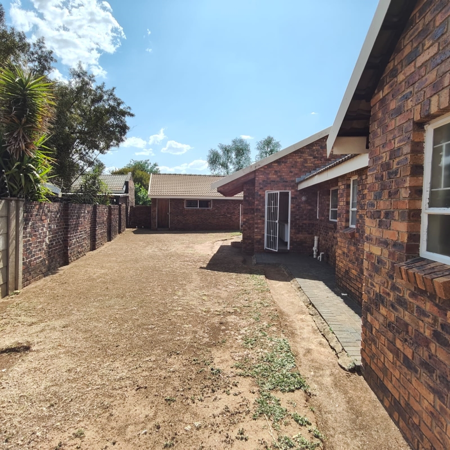 To Let 3 Bedroom Property for Rent in Waldrift Gauteng