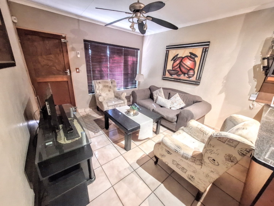 1 Bedroom Property for Sale in The Orchards Gauteng