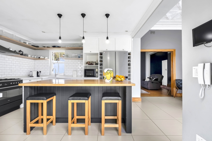3 Bedroom Property for Sale in Greenside Gauteng