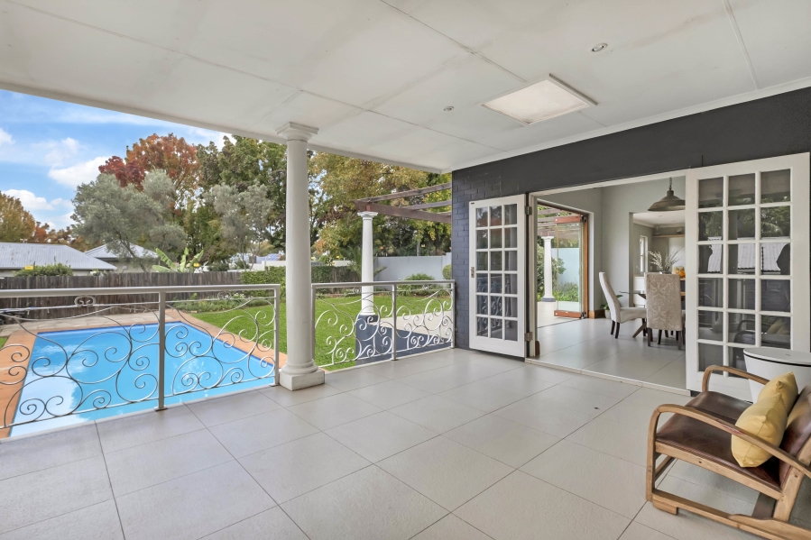 3 Bedroom Property for Sale in Greenside Gauteng