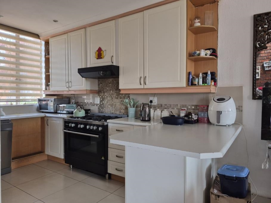 3 Bedroom Property for Sale in The Hill Gauteng