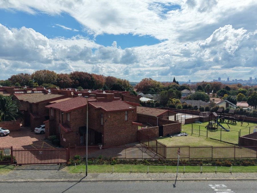3 Bedroom Property for Sale in The Hill Gauteng