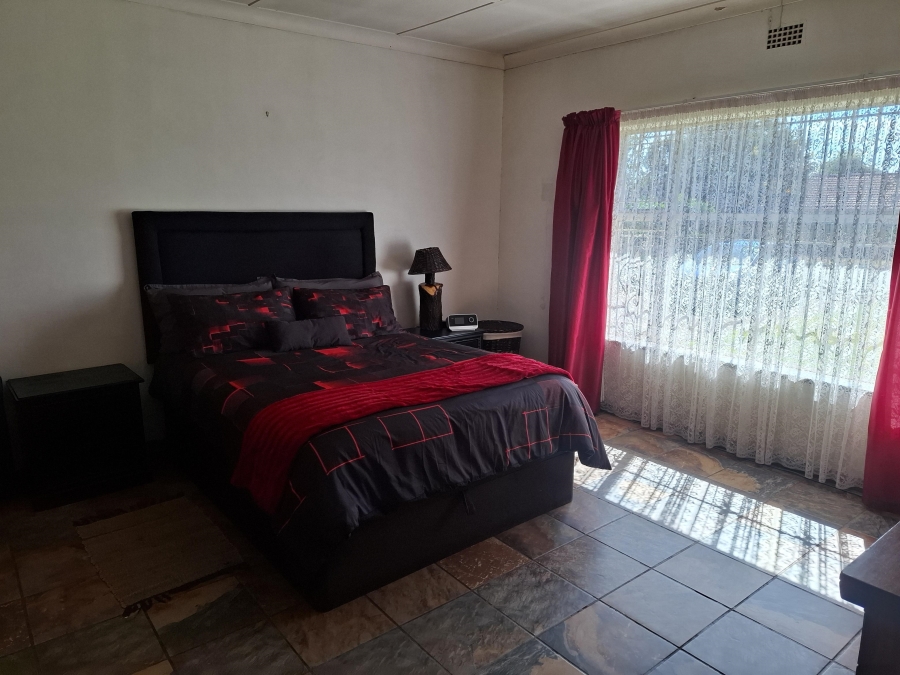 3 Bedroom Property for Sale in Westonaria Gauteng