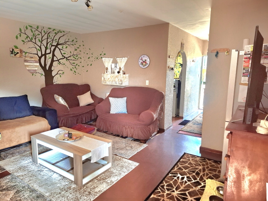 2 Bedroom Property for Sale in Greenhills Gauteng