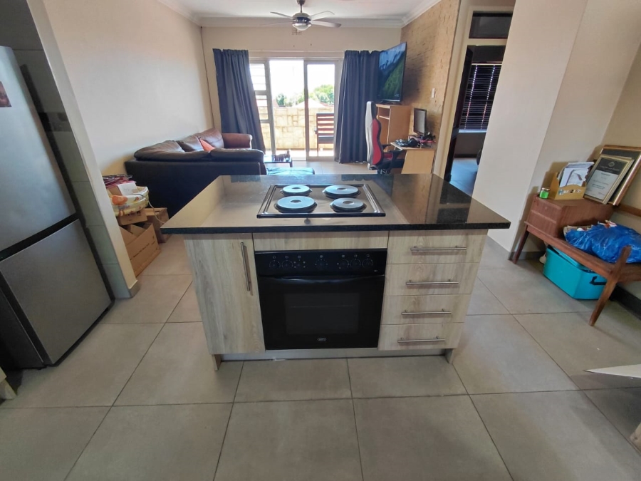 2 Bedroom Property for Sale in Dunnottar Gauteng